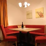 Haus Falch Gæstehus 3*